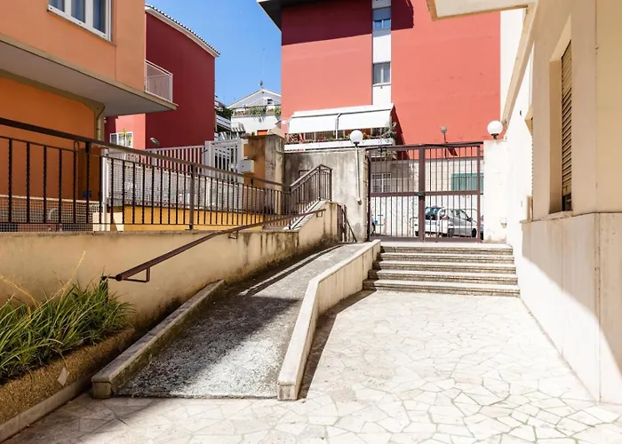 דירה Mistra18 Near Vatican, Metro A, Free Parking רומא
