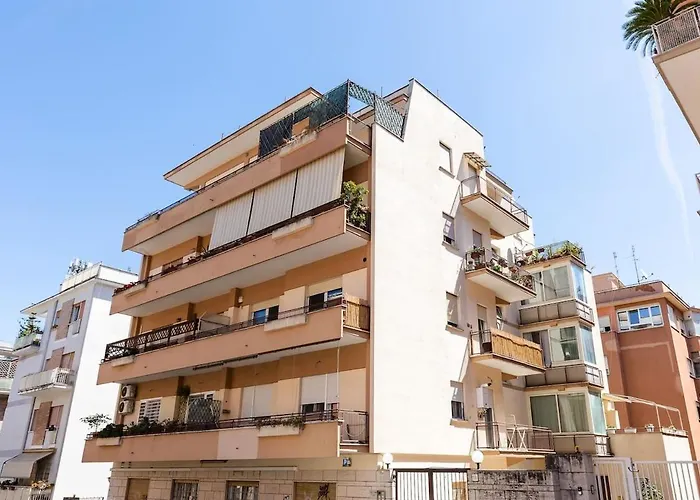 Mistra18 Near Vatican, Metro A, Free Parking רומא